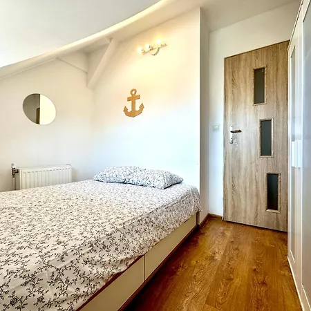 Kwatera prywatna Przy Niepodleglosci 786 *